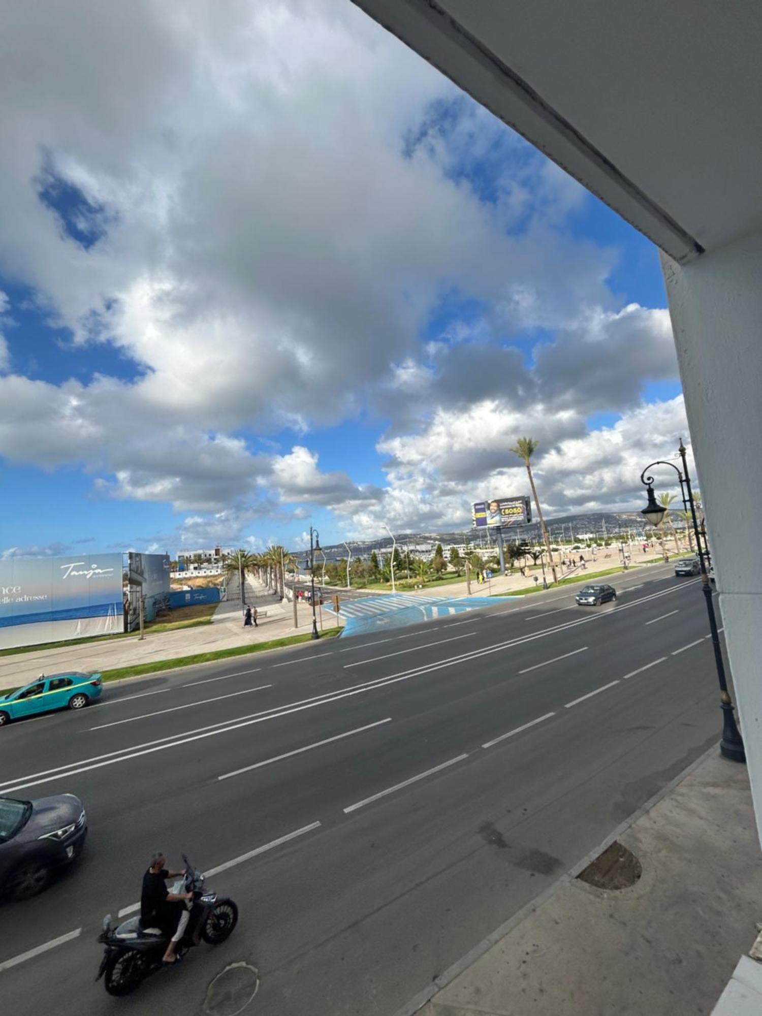 Splendide Studio Haut Standing En Face De La Marina Et A 200 M Du Port De Tanger - 1 Chambre Double ภายนอก รูปภาพ