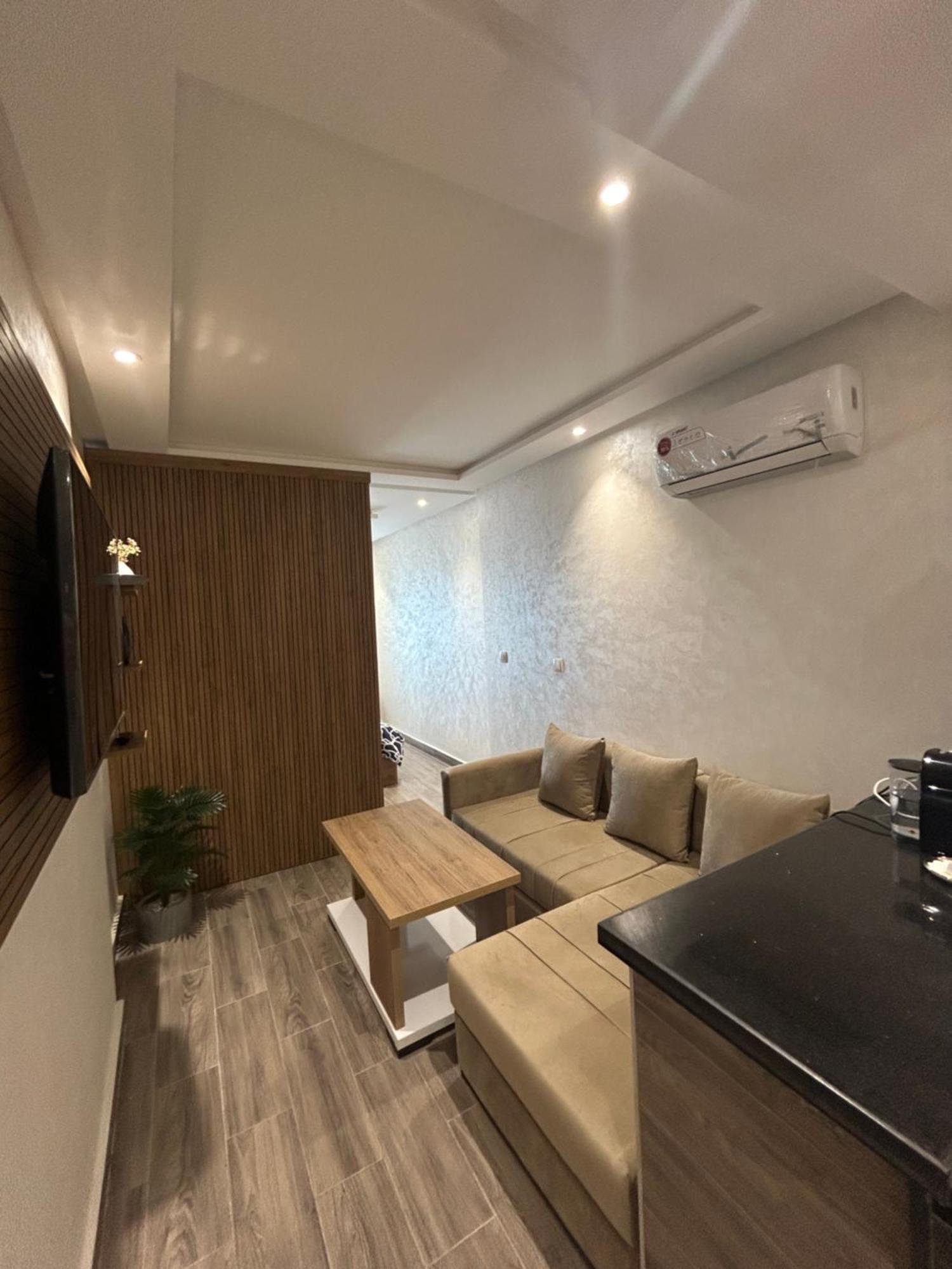 Splendide Studio Haut Standing En Face De La Marina Et A 200 M Du Port De Tanger - 1 Chambre Double ภายนอก รูปภาพ